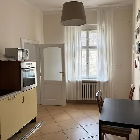 Petrska Cozy 2 Bedroom Near Old Town